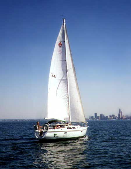 Tis' Grand sailing on Lake Erie